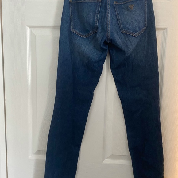 Guess Power Curvy Mid, Size 26 - Picture 4 of 4
